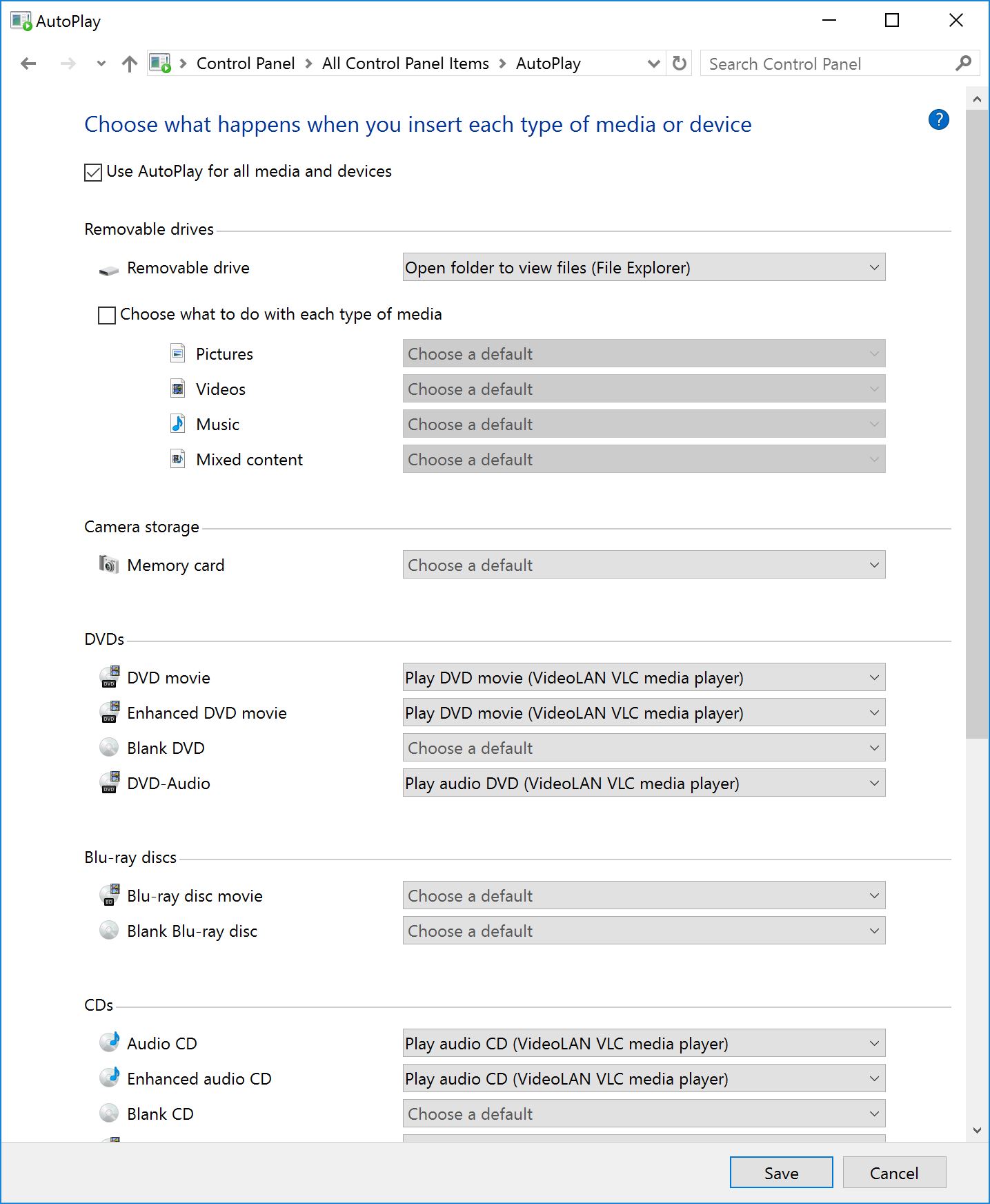 Set a DVD drive to play automatically when inserted La Ca ada